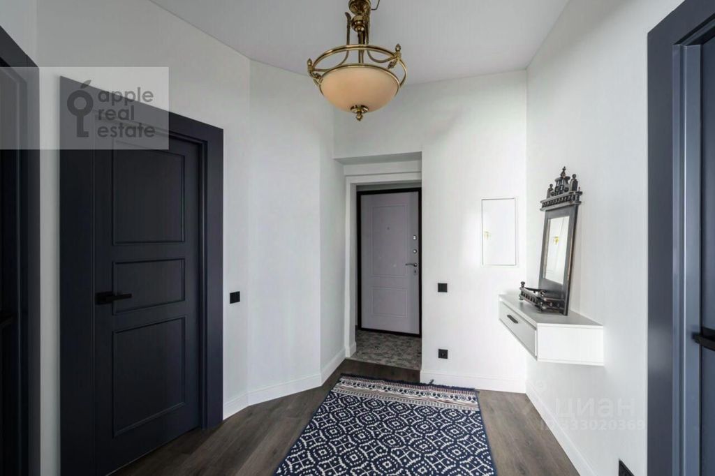 m. Krasnopresnenskaya: Apartment, 2-rooms