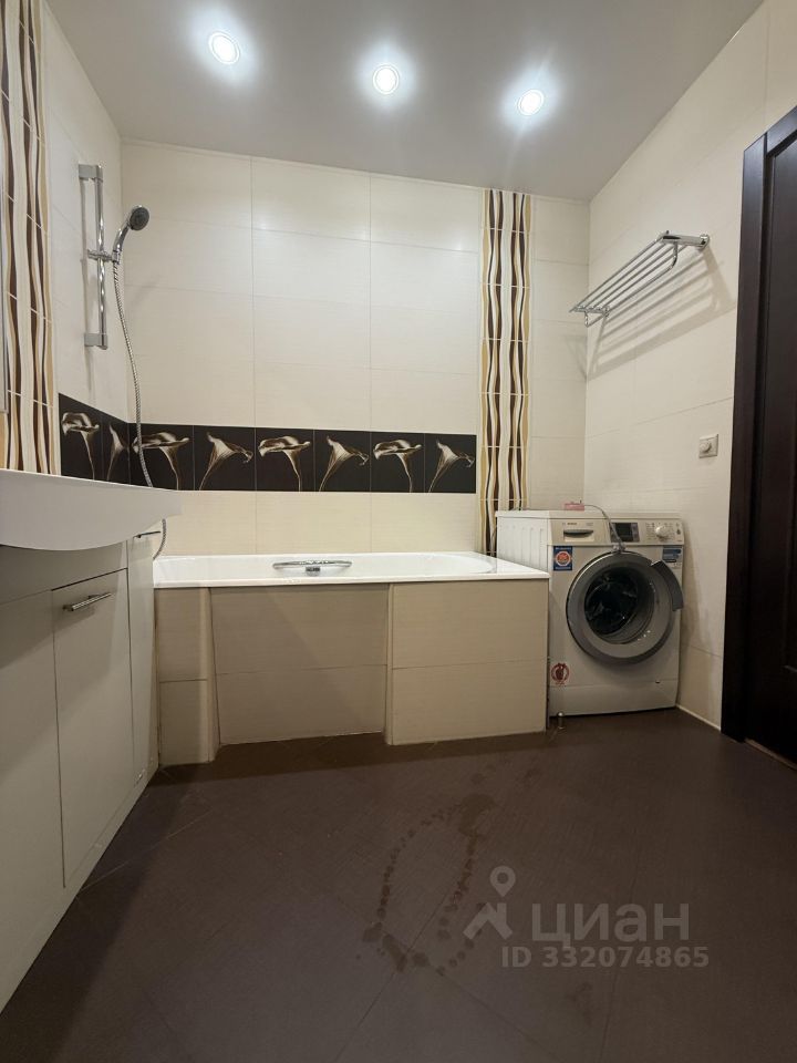 m. Zorge: Apartment, 3-rooms
