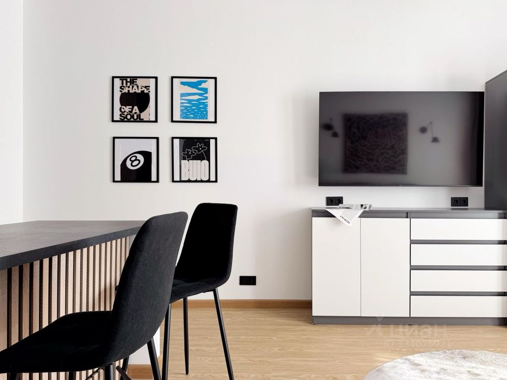 m. Kalitniki: Apartment, studio
