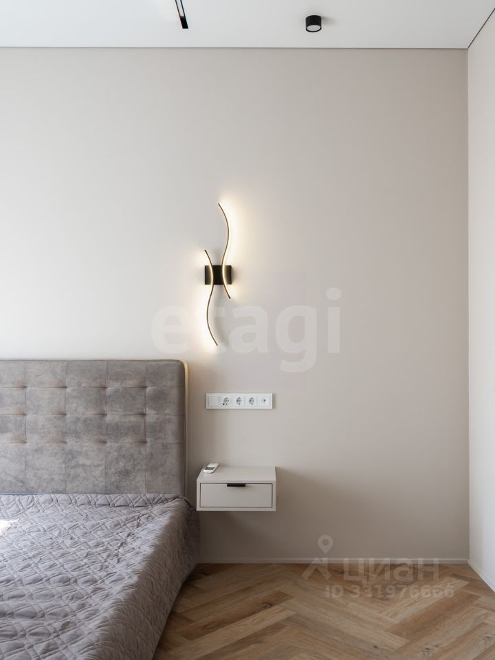 m. Serp i Molot: Apartment, 2-rooms