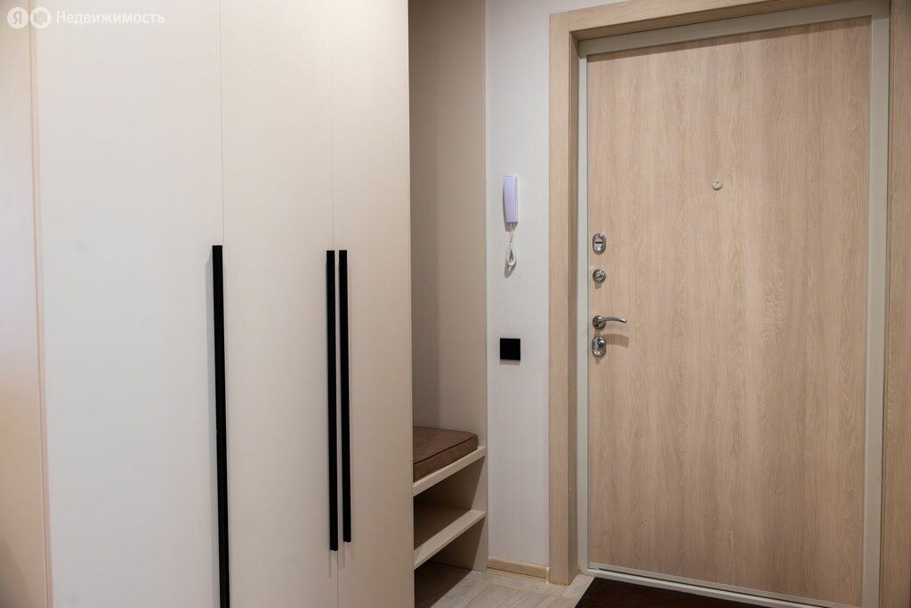 m. Yakhromskaya: Apartment, 2-rooms