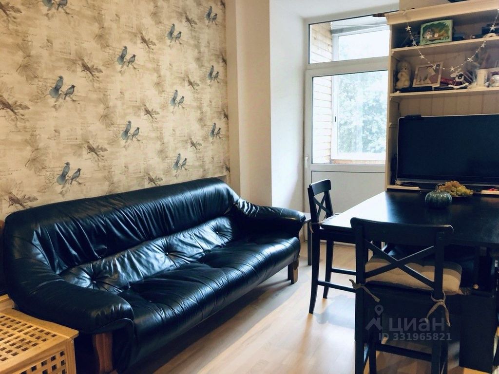 m. Smolenskaya: Apartment, 2-rooms