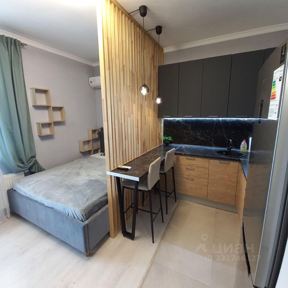m. Strogino: Apartment, studio