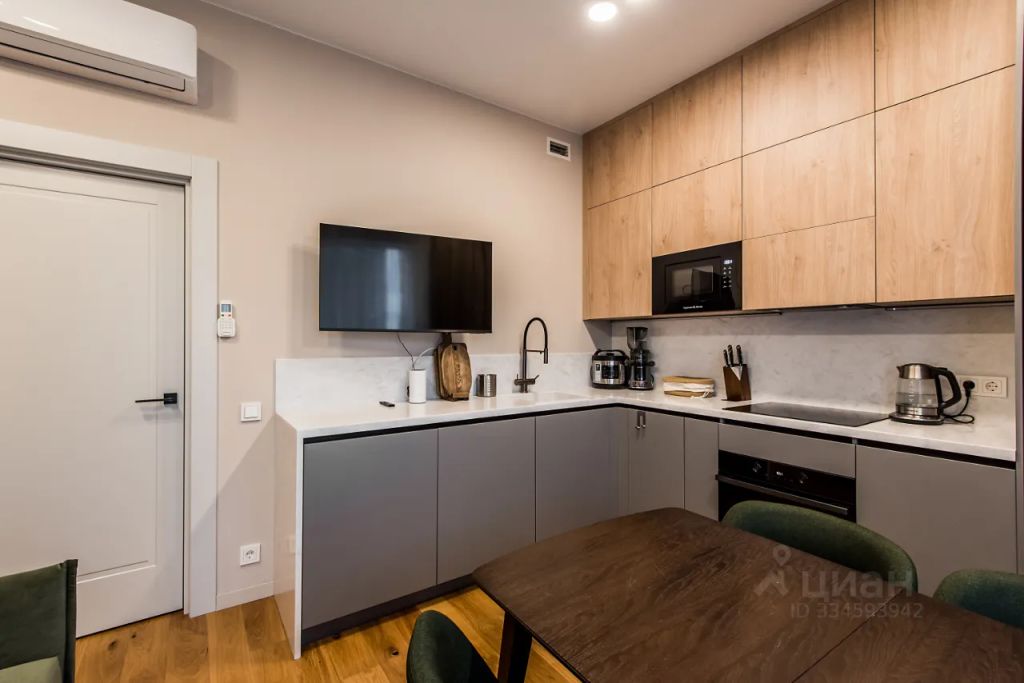 m. Tekhnopark: Apartment, 2-rooms