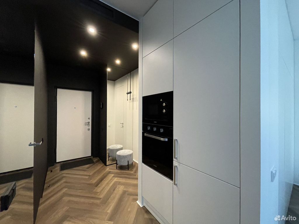 m. Narodnoe Opolchenie: Apartment, 2-rooms