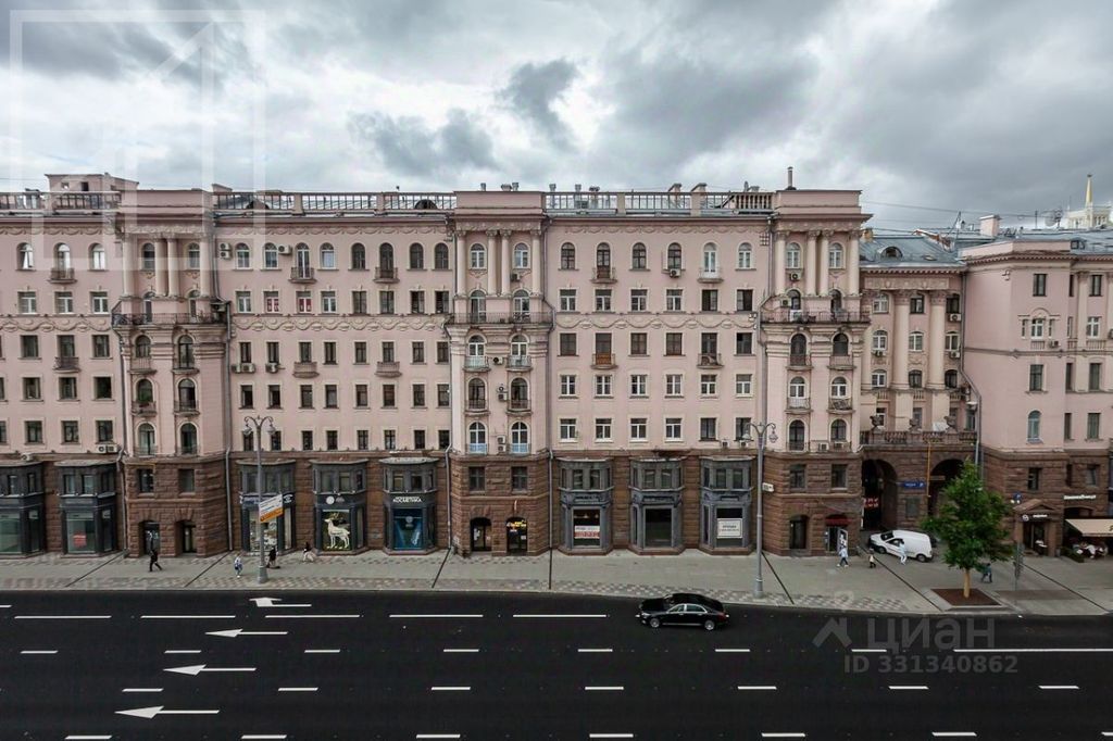 m. Mayakovskaya: Apartment, 3-rooms