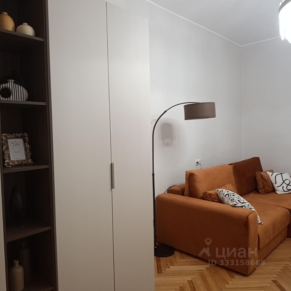 m. Smolenskaya: Apartment, 2-rooms
