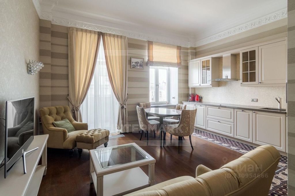 m. Kitay-gorod: Apartment, 3-rooms