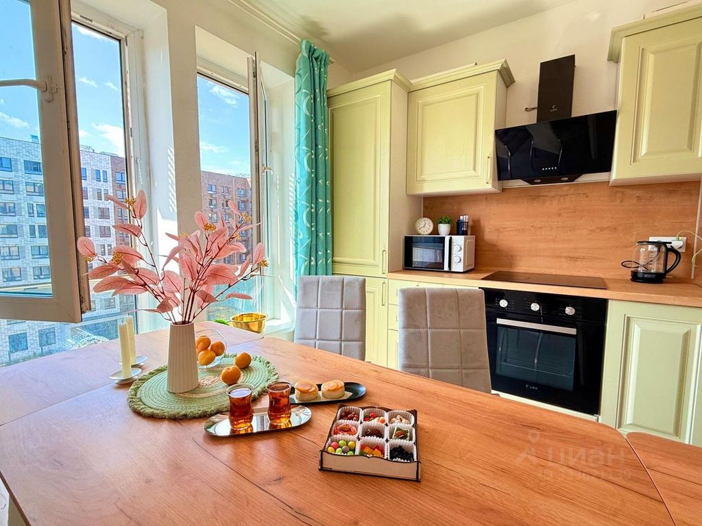 m. Opalikha: Apartment, 3-rooms