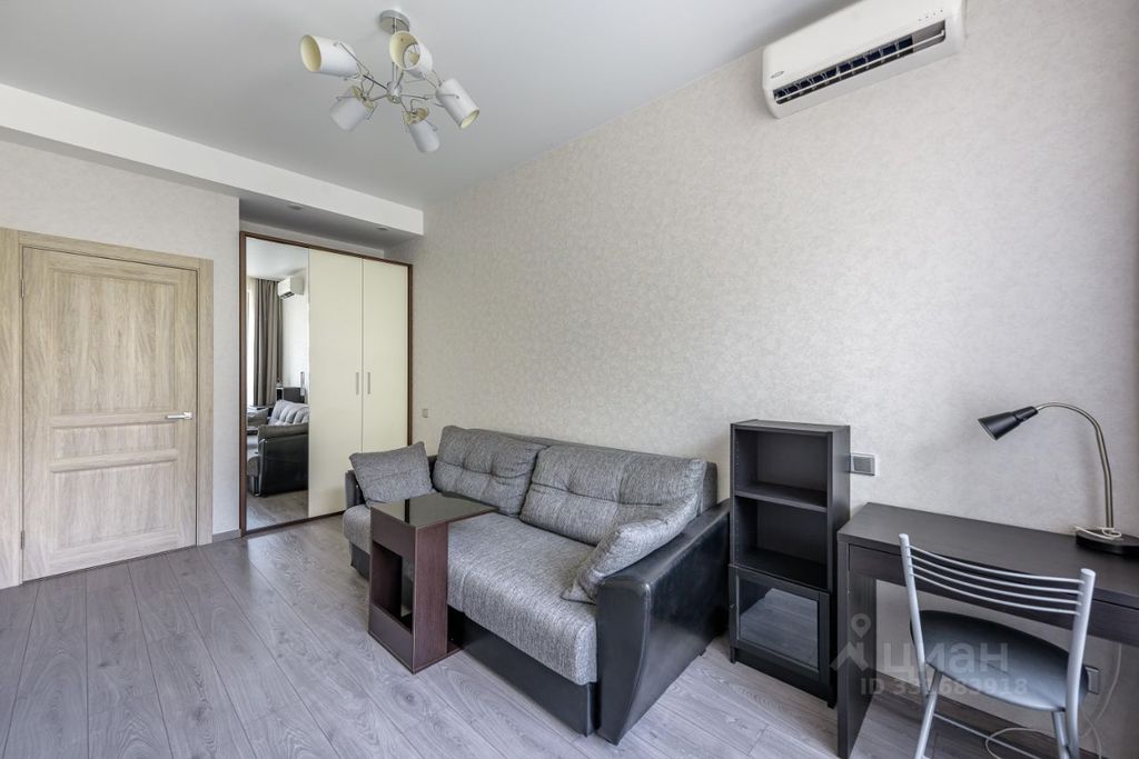 m. Shelepikha: Apartment, 2-rooms