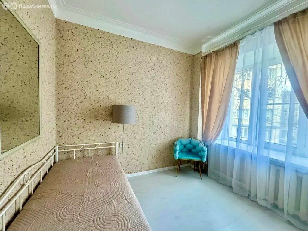 m. Barrikadnaya: Apartment, 2-rooms