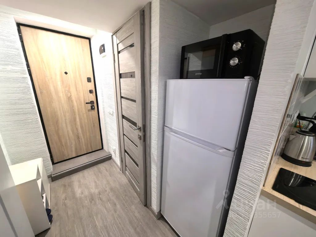m. Botanichesky sad: Apartment, studio