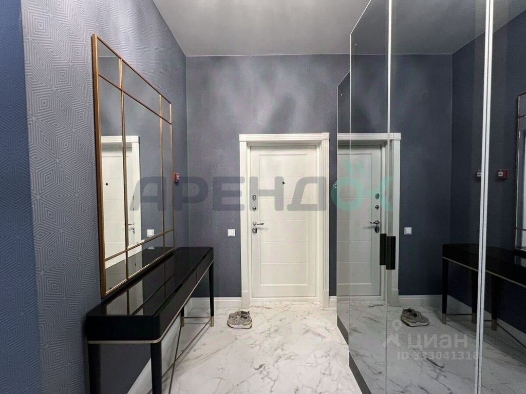 m. Narodnoe Opolchenie: Apartment, 3-rooms