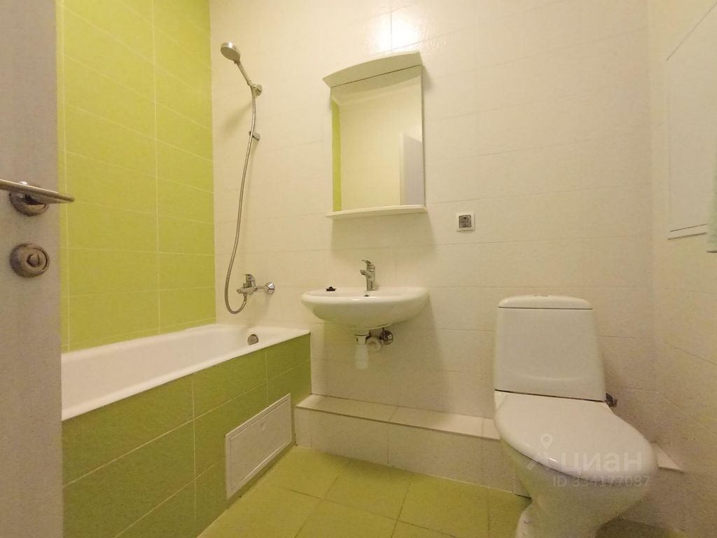 m. Pyatnitskoe shosse: Apartment, 2-rooms