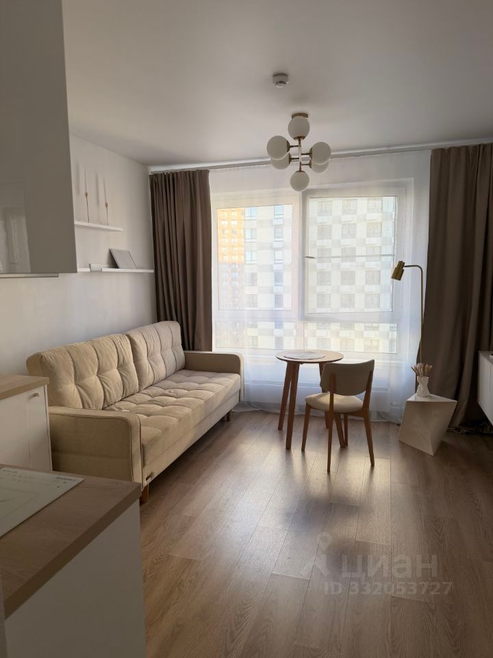 m. Aminyevskaya: Apartment, studio