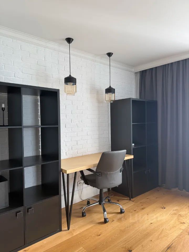 m. Molodezhnaya: Apartment, 2-rooms