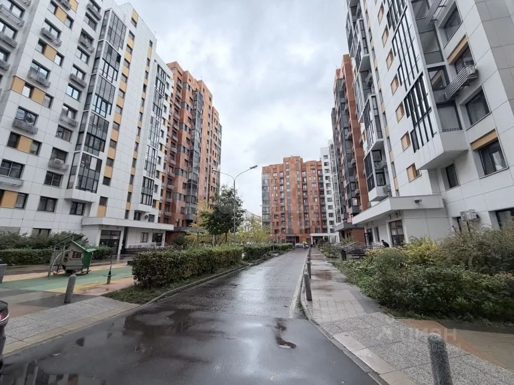 m. Ulitsa 1905 goda: Apartment, 2-rooms