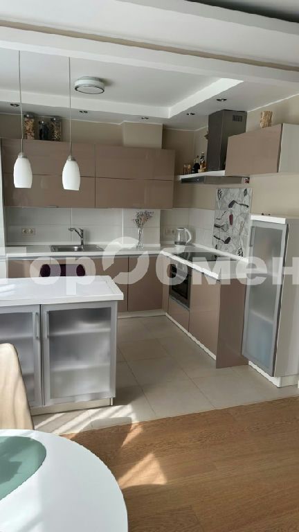 m. Vavilovskaya: Apartment, 3-rooms