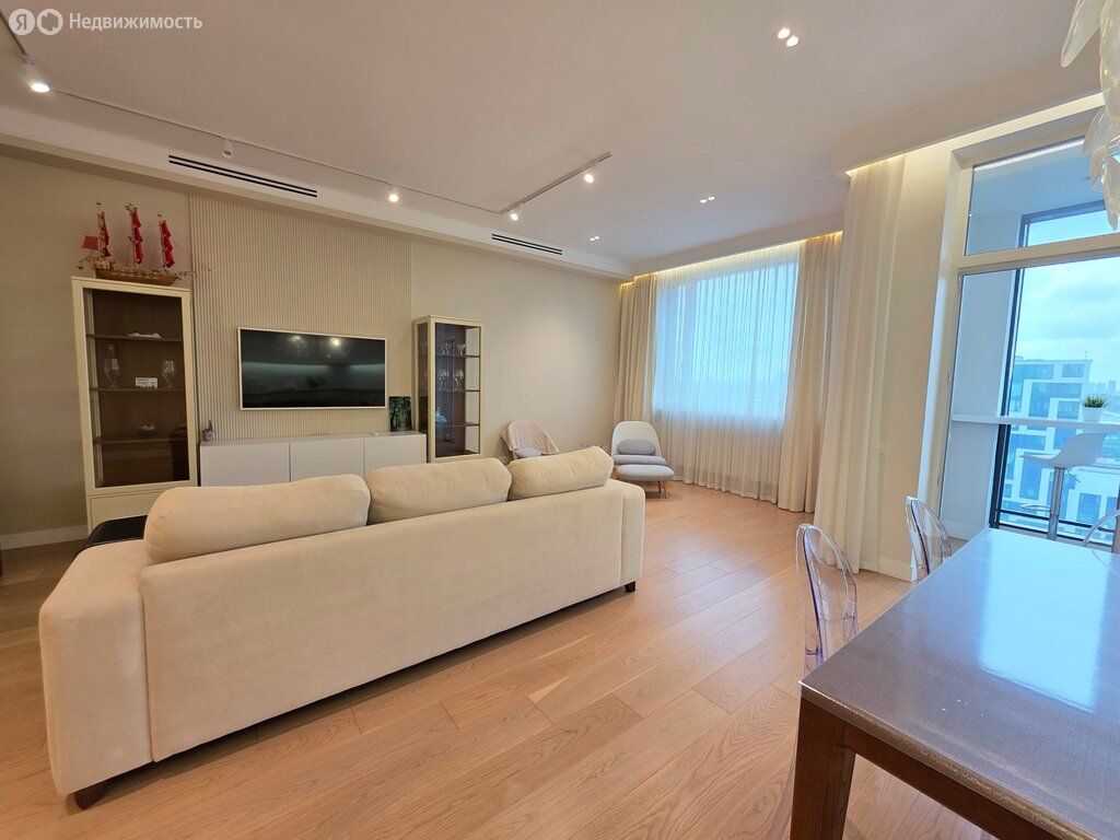 m. Spartak: Apartment, 3-rooms