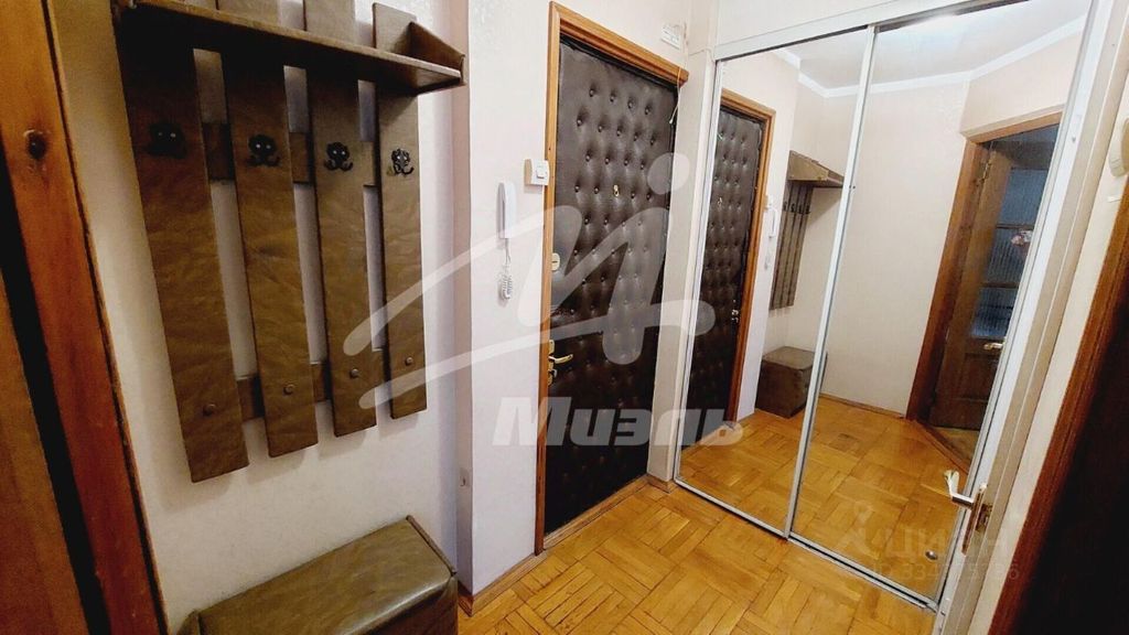 m. Barrikadnaya: Apartment, 1-rooms