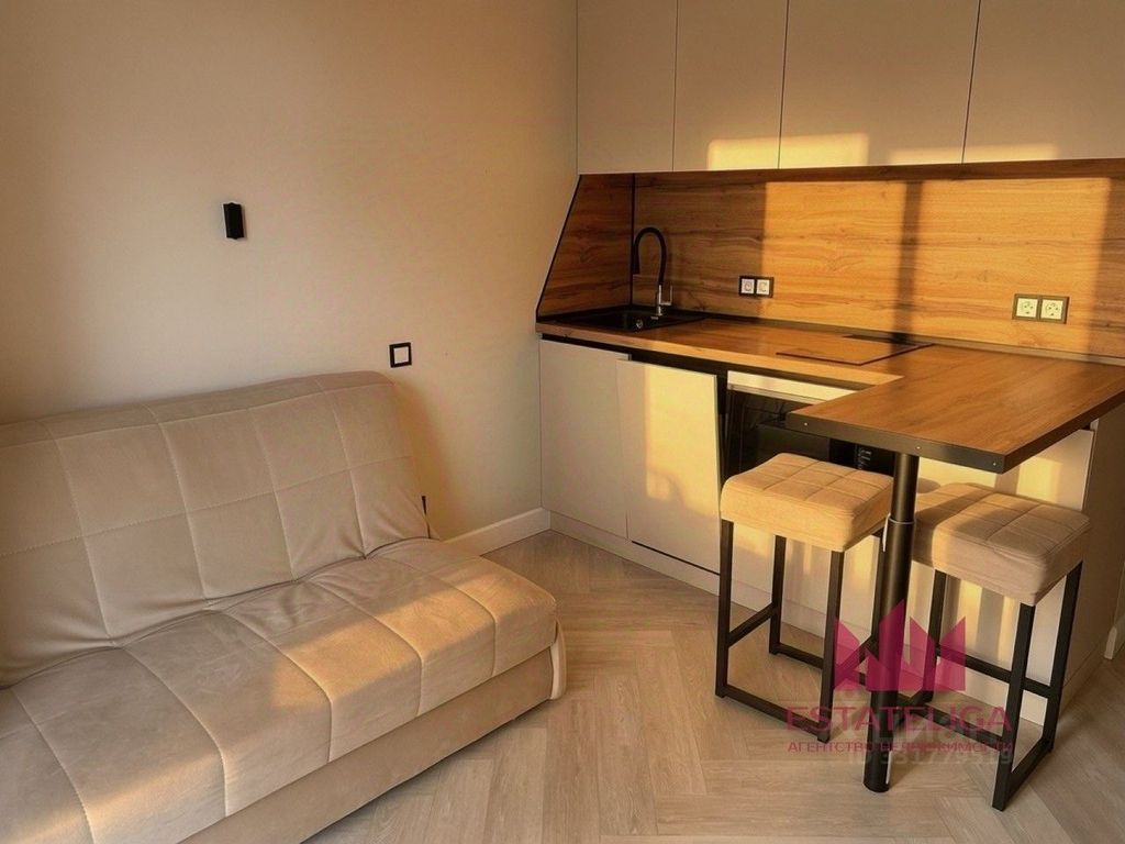 m. Shelepikha: Apartment, studio