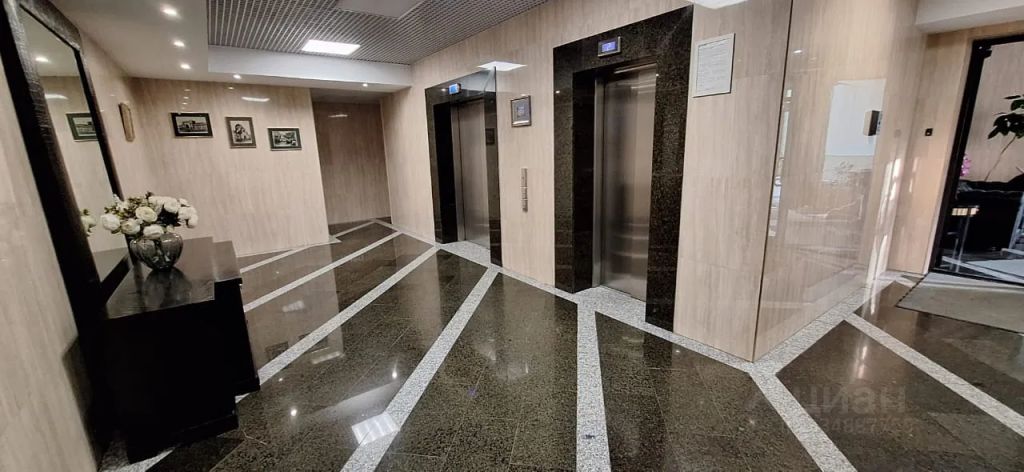 m. Mayakovskaya: Apartment, 3-rooms