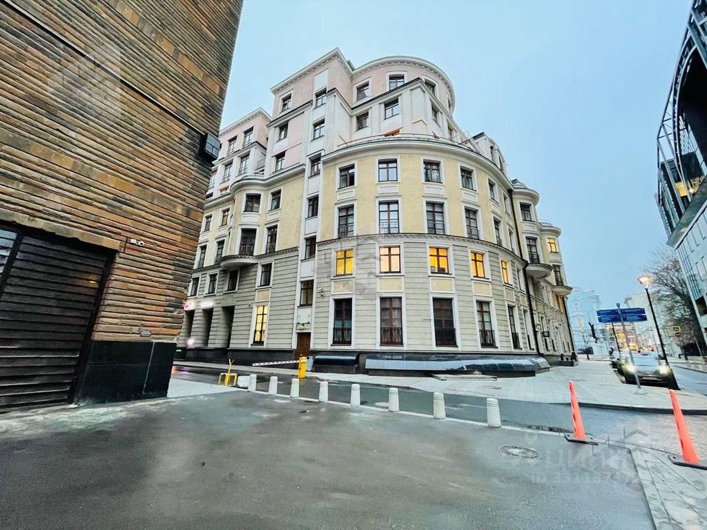 m. Tverskaya: Apartment, 3-rooms