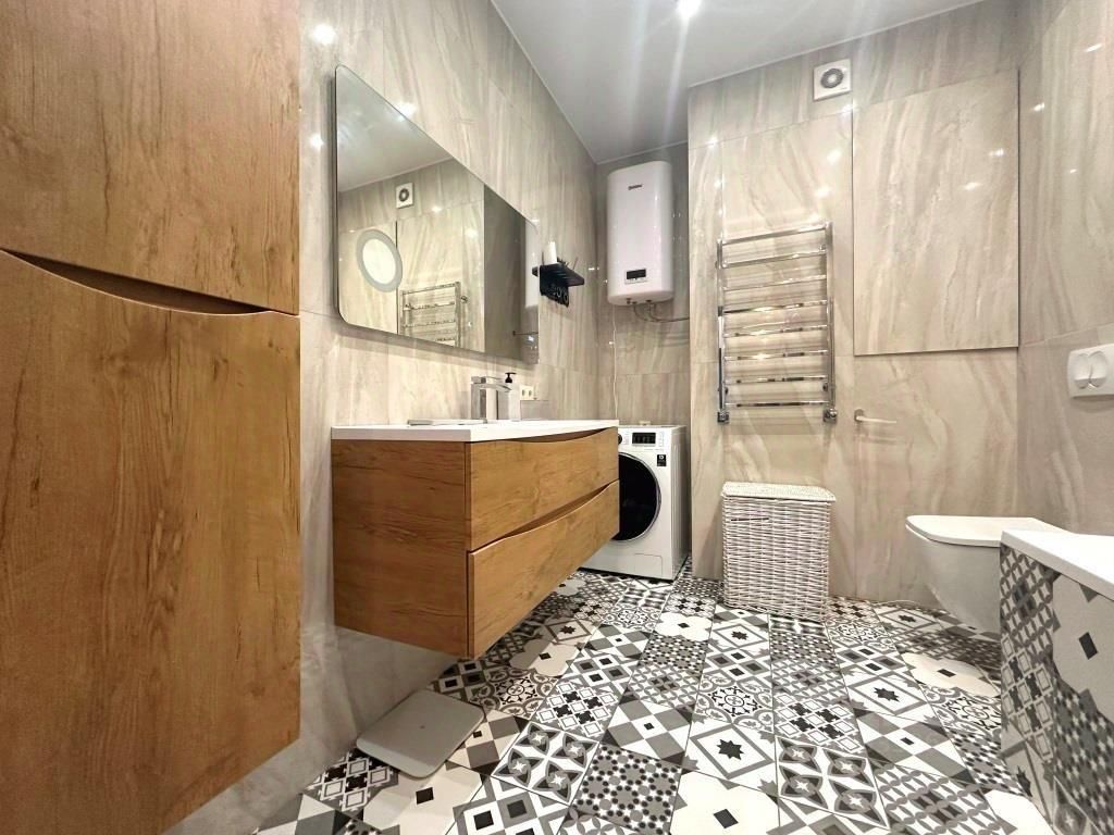 m. Universitet druzhby narodov: Apartment, 2-rooms