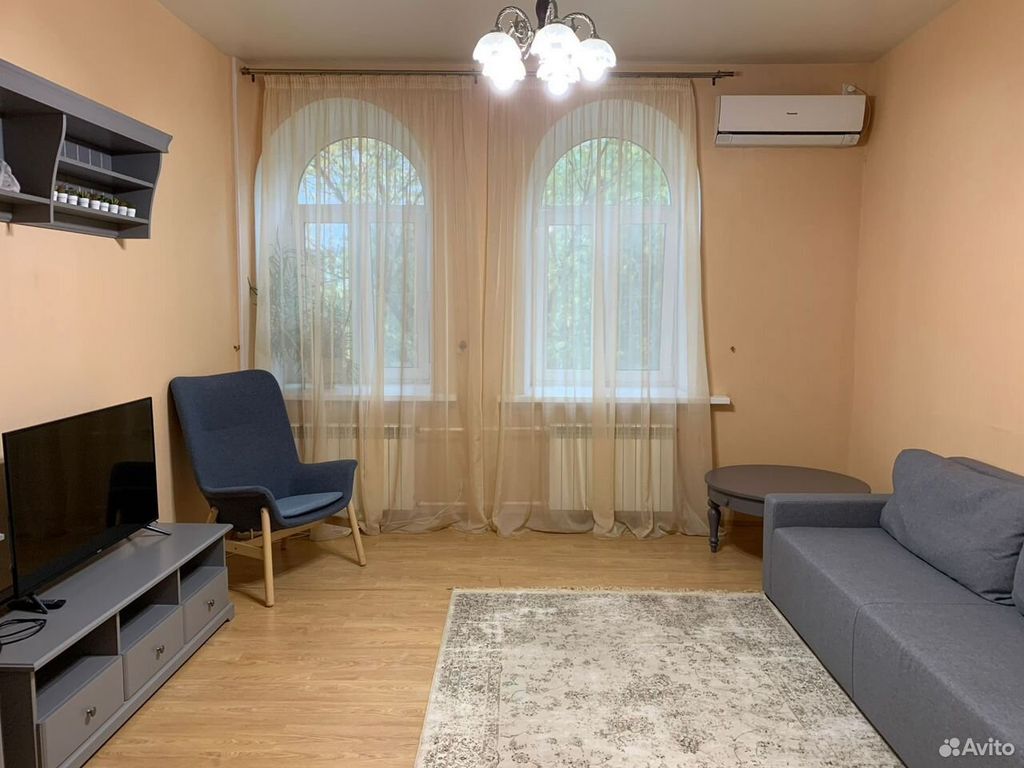 m. Baumanskaya: Apartment, 1-rooms