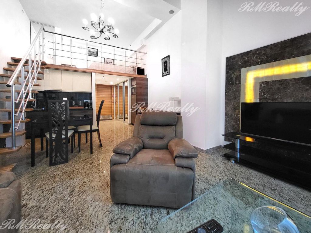 m. Delovoy tsentr: Apartment, 2-rooms