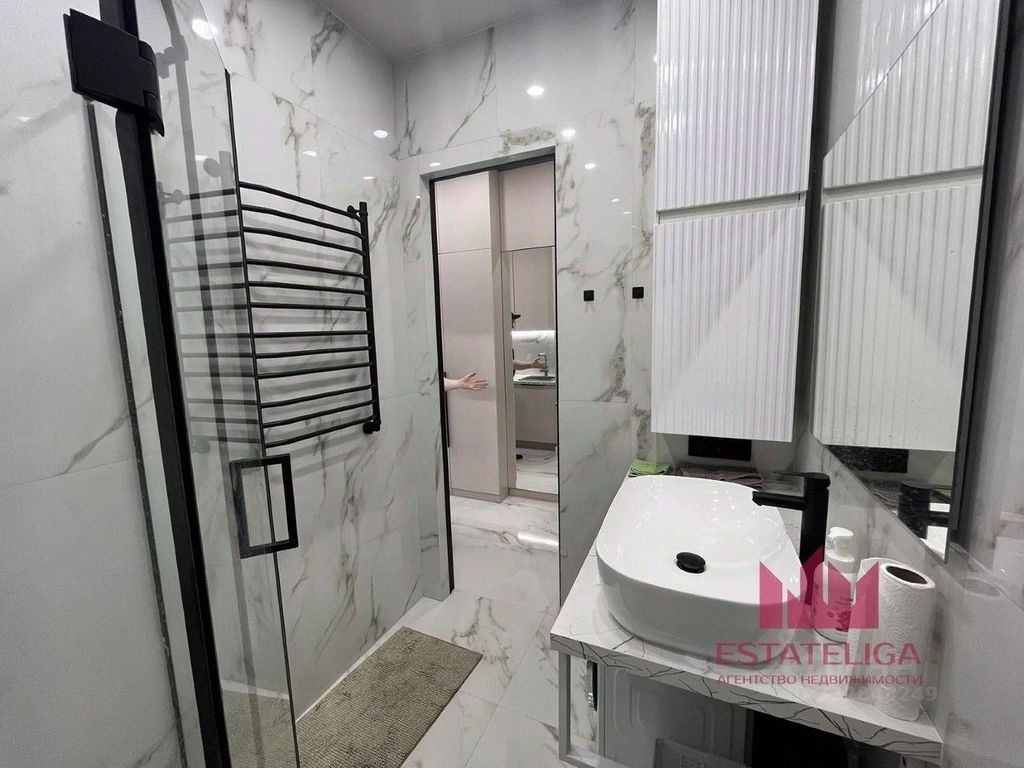 m. Zorge: Apartment, studio
