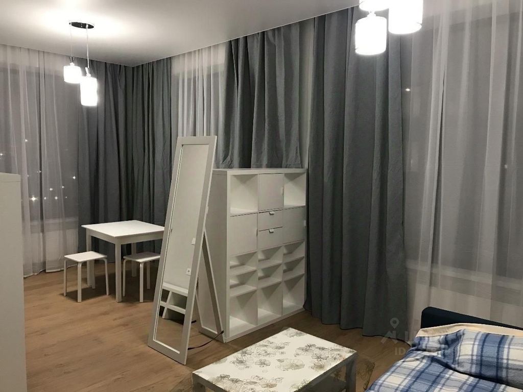 m. Verkhnie Kotly: Apartment, 2-rooms
