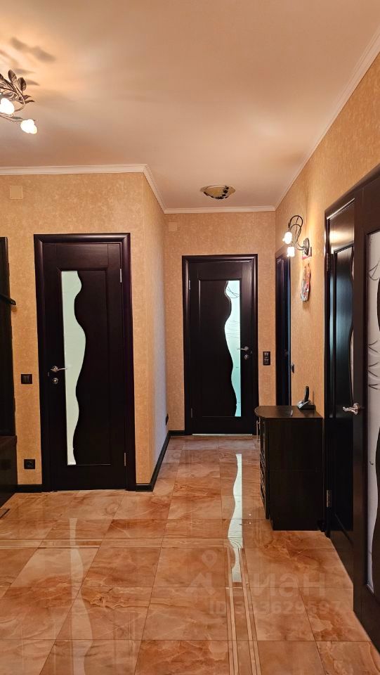 m. Yugo-Zapadnaya: Apartment, 2-rooms