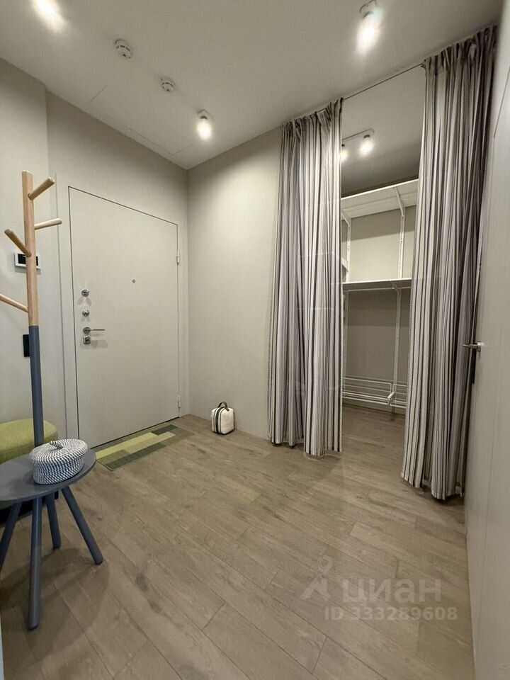 m. Ulitsa 1905 goda: Apartment, 2-rooms