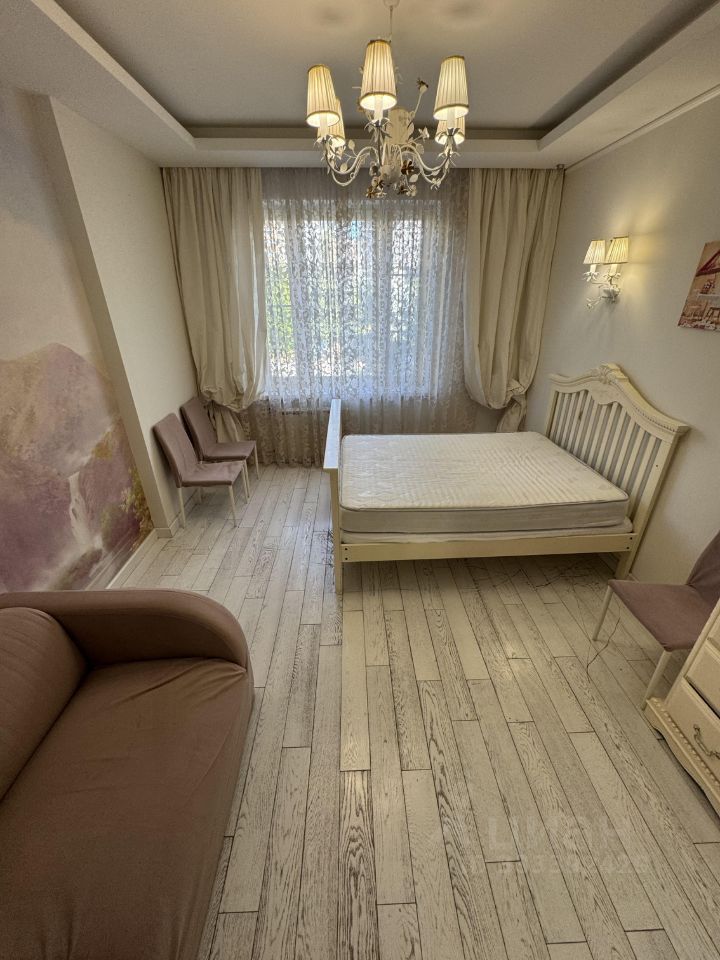 m. Opalikha: Apartment, 3-rooms