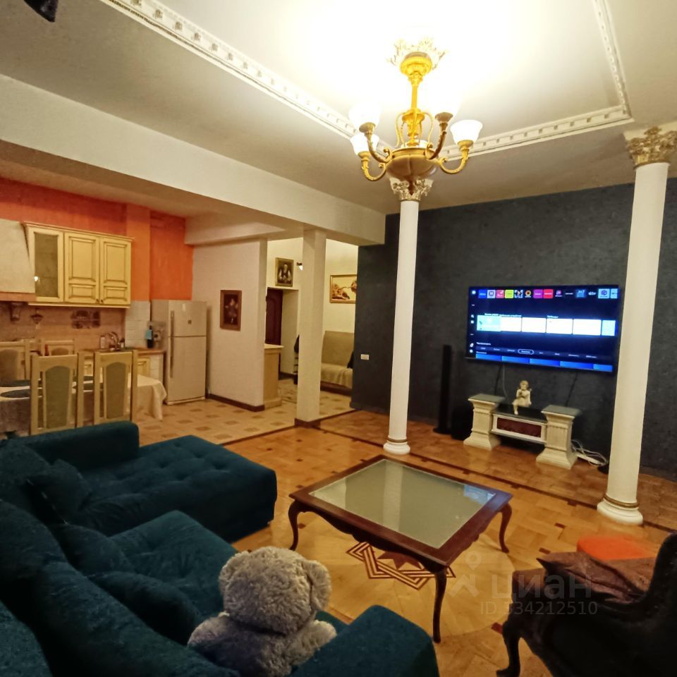 m. Sretensky bulvar: Apartment, 2-rooms