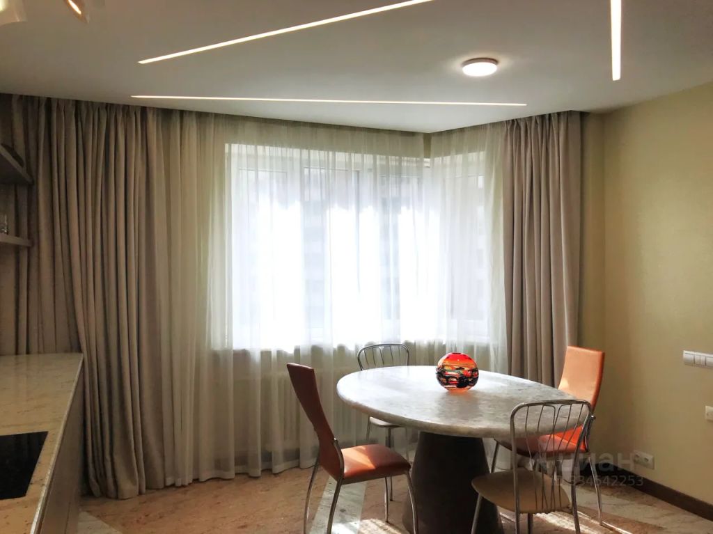 m. Myakinino: Apartment, 3-rooms