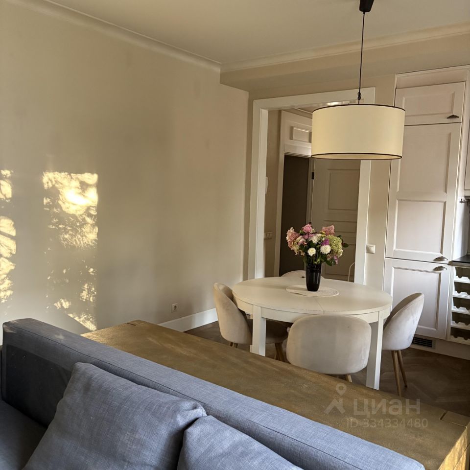 m. Tverskaya: Apartment, 2-rooms