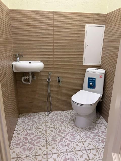 m. Dubrovka: Apartment, 2-rooms