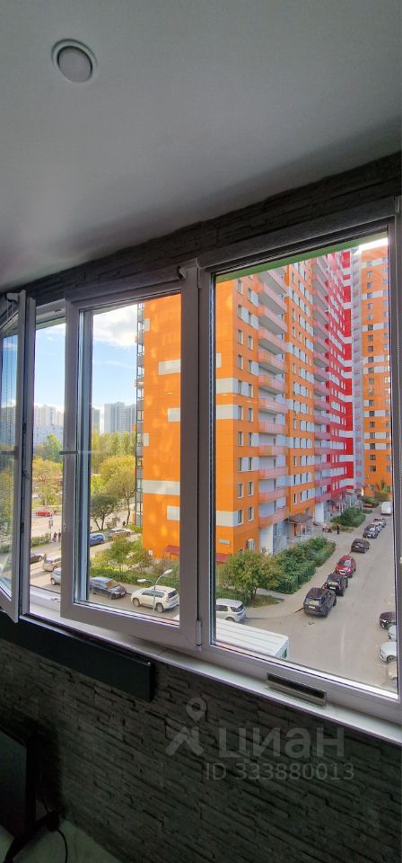 m. Pionerskaya: Apartment, 2-rooms