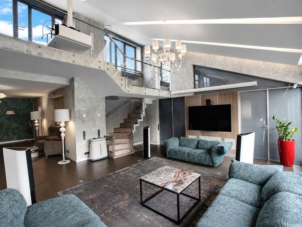 m. Smolenskaya: Apartment, 5-rooms
