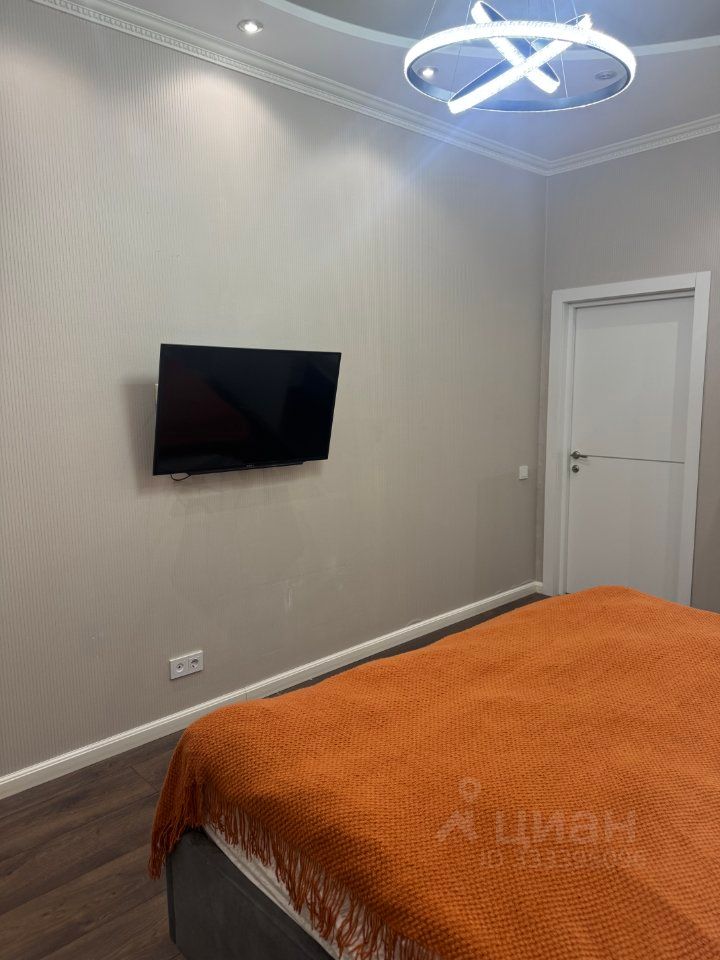m. Narodnoe Opolchenie: Apartment, 2-rooms