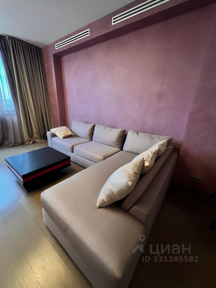 m. Oktyabrskoe pole: Apartment, 2-rooms