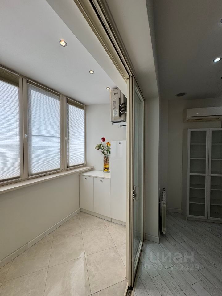 m. Opalikha: Apartment, 3-rooms