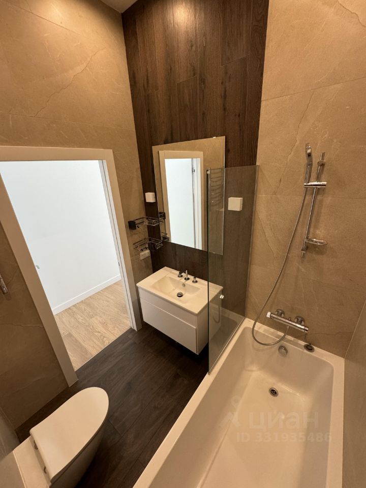m. Avtozavodskaya: Apartment, 3-rooms