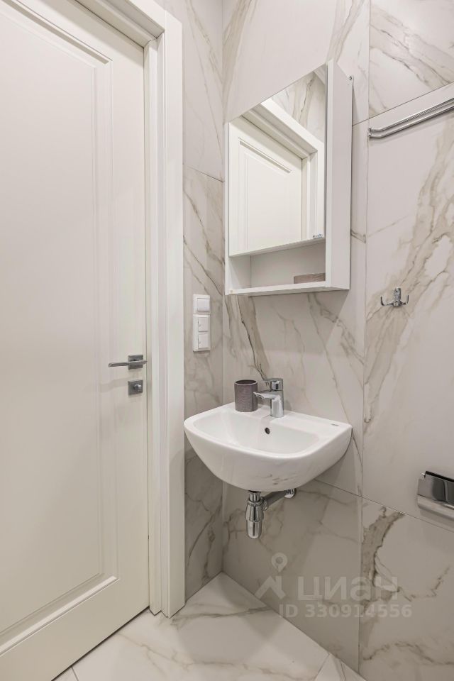 m. Skolkovo: Apartment, 2-rooms