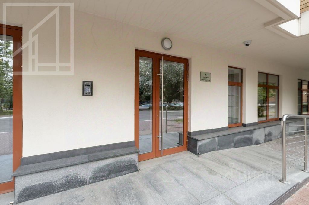 m. Novokuznetskaya: Apartment, 4-rooms