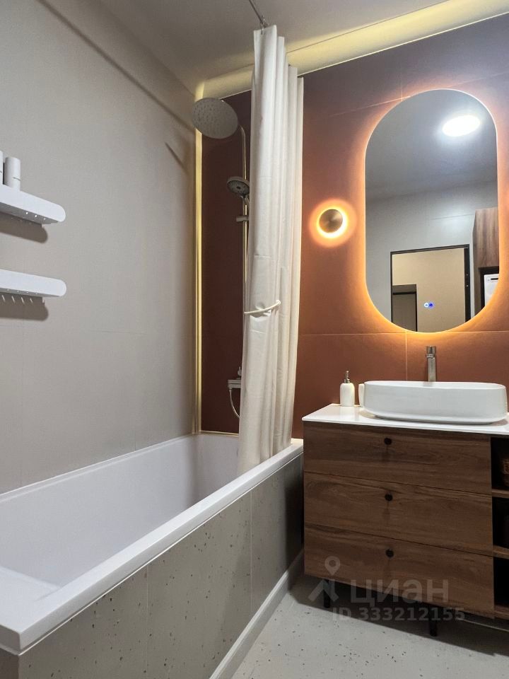 m. Krasnye vorota: Apartment, 3-rooms
