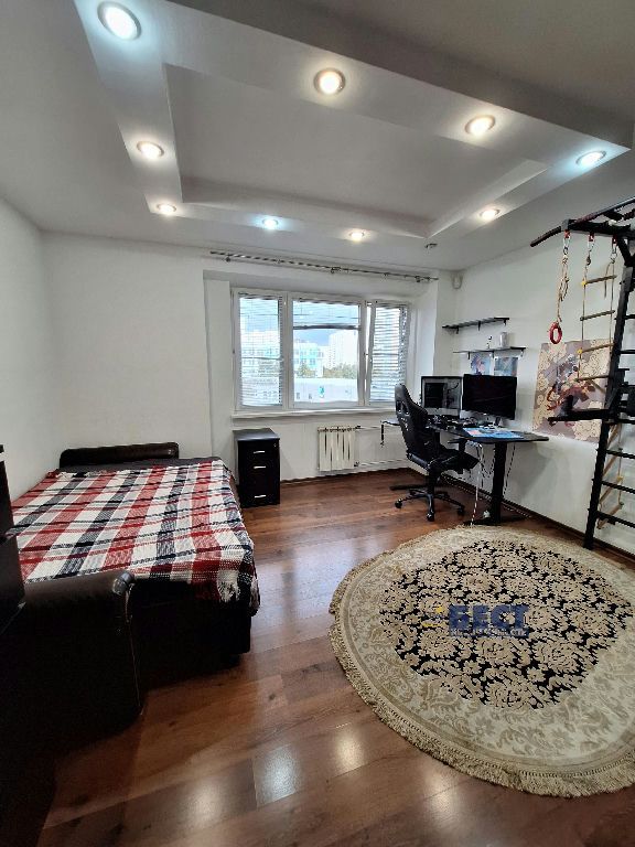 m. Okskaya: Apartment, 3-rooms