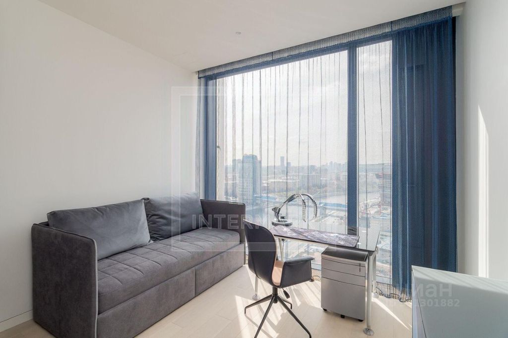 m. Delovoy tsentr (Vystavochnaya): Apartment, 4-rooms